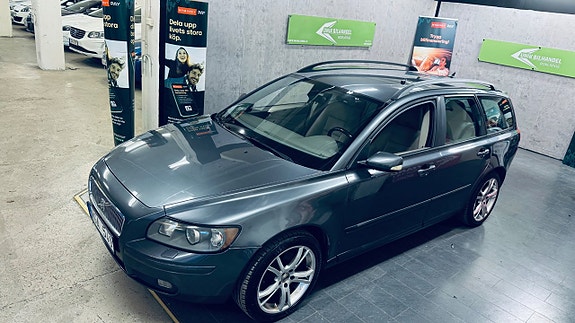 Volvo V50 7 of 19