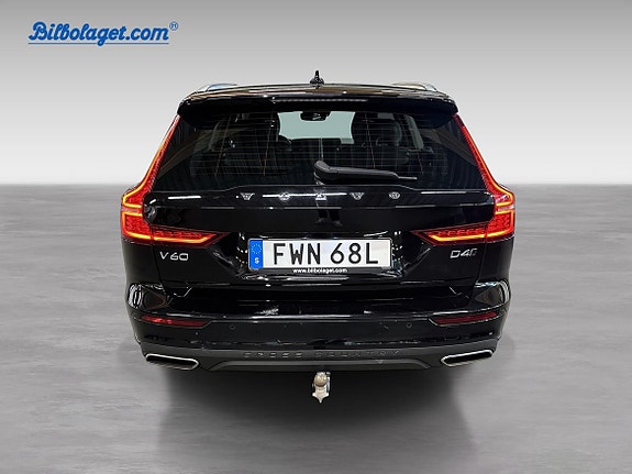 Volvo V60 Cross Country 6 of 14