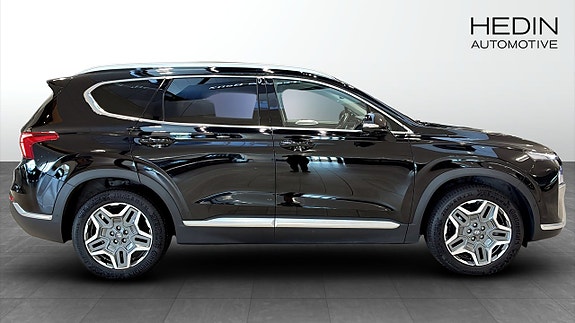 Hyundai Santa Fe 3 of 24