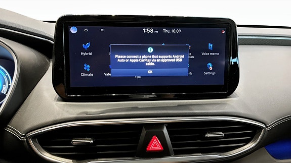 Hyundai Santa Fe 18 of 24
