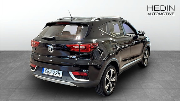 MG ZS EV 2 of 9