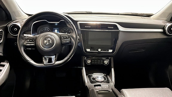 MG ZS EV 4 of 9