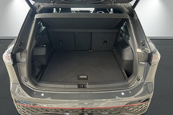 Volkswagen Tiguan 17 of 30
