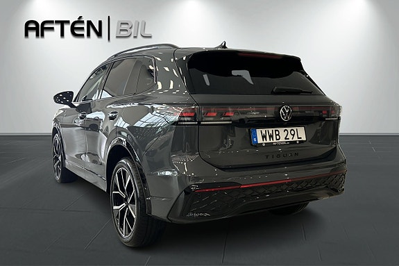 Volkswagen Tiguan 8 of 30