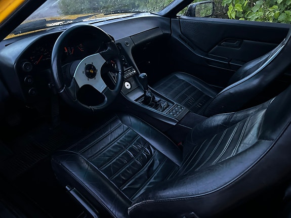 Porsche 928 5 of 7