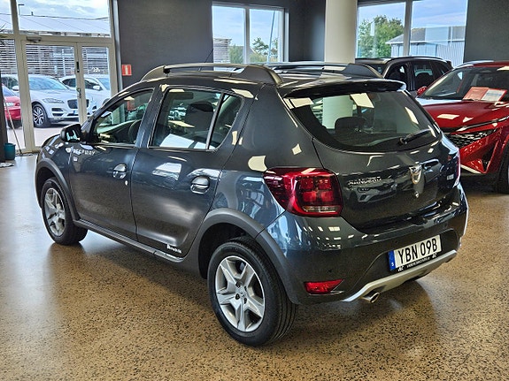 Dacia Sandero Stepway 4 of 21