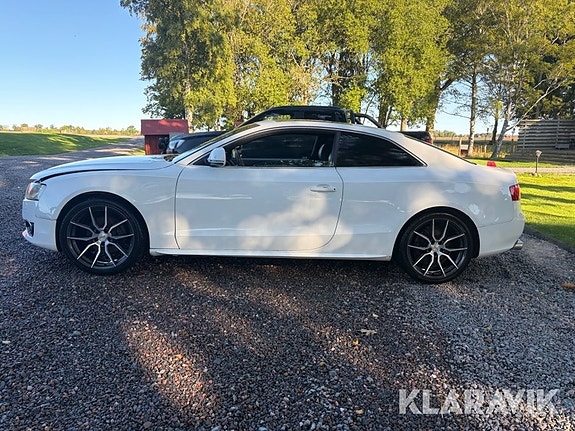 Audi A5 2 of 6