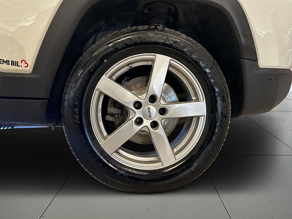 Jeep Compass 14 of 18