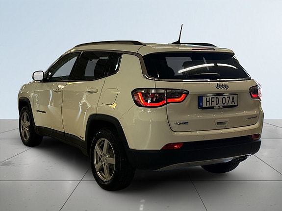 Jeep Compass 5 of 18