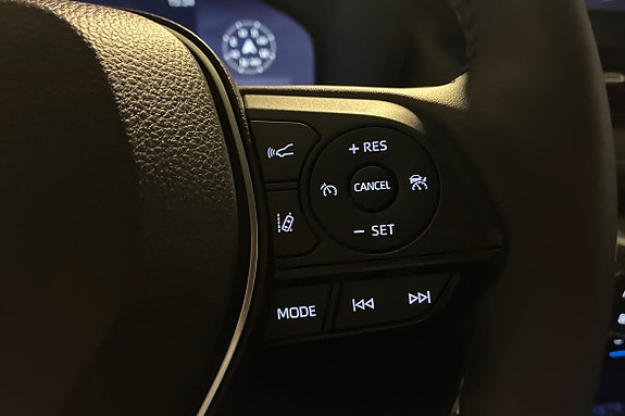 Toyota RAV4 19 of 28