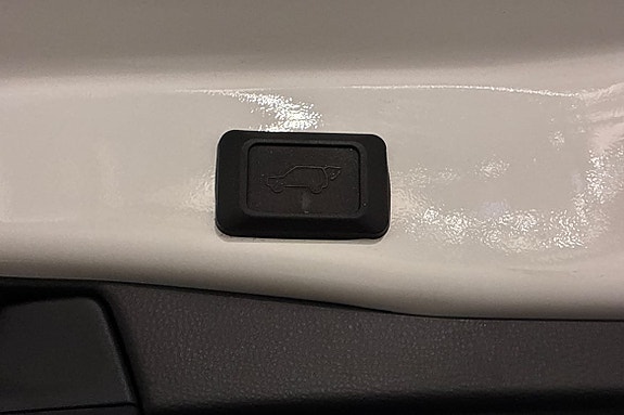 Toyota RAV4 20 of 28