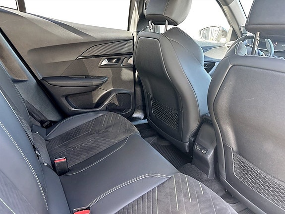 Peugeot 2008 14 of 17