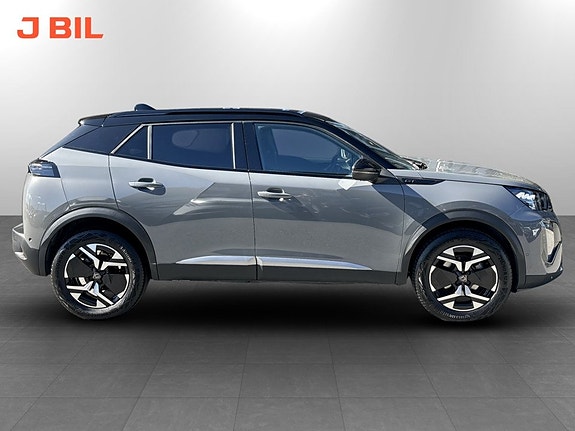 Peugeot 2008 15 of 17