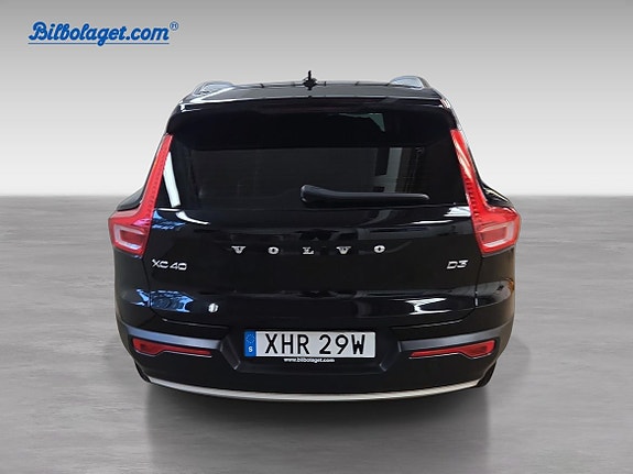 Volvo XC40 6 of 9