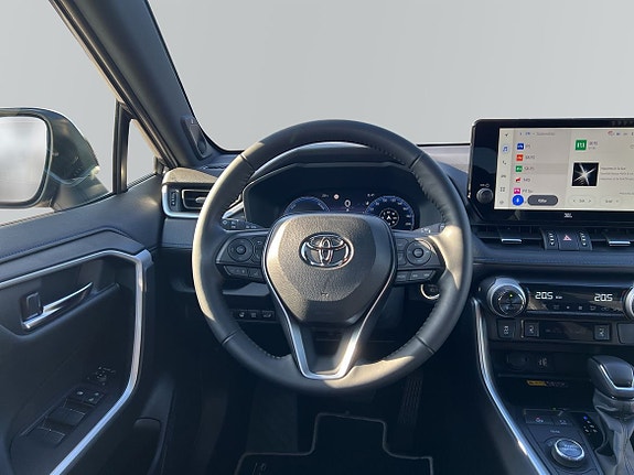 Toyota RAV4 9 of 10