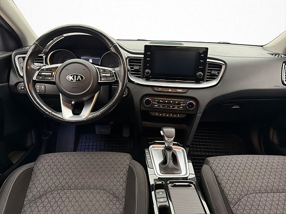 Kia Ceed 12 of 30