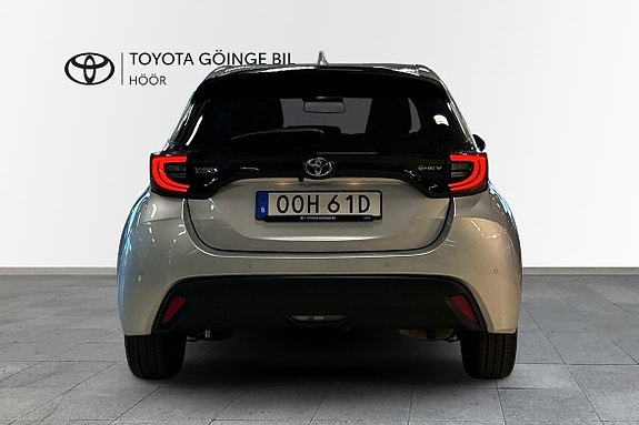 Toyota Yaris 5 of 11