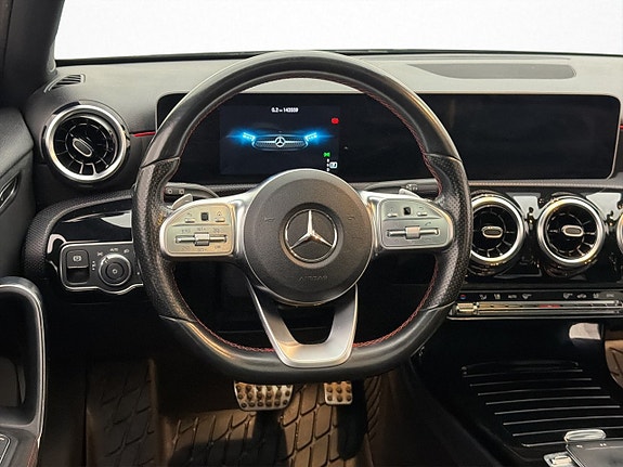 Mercedes-Benz A180 d 12 of 30