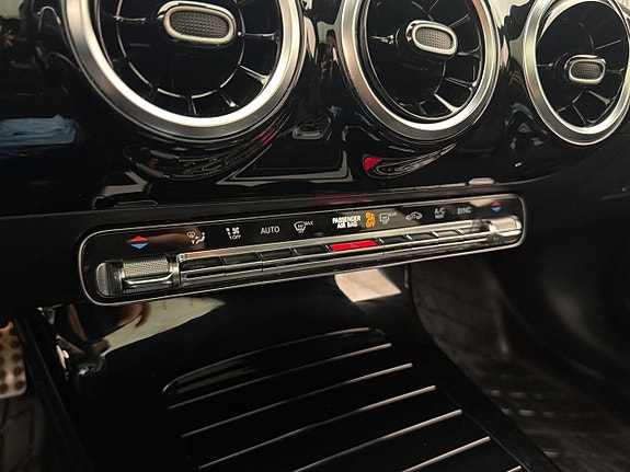 Mercedes-Benz A180 d 22 of 30