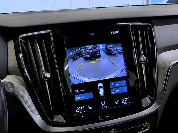 Volvo V60 14 of 20