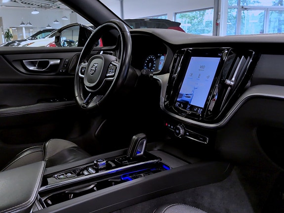 Volvo V60 17 of 20
