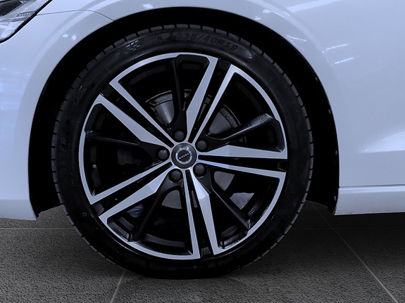 Volvo V60 20 of 20