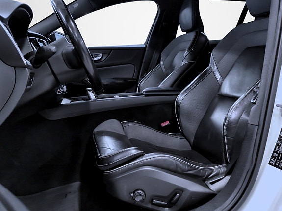 Volvo V60 6 of 20