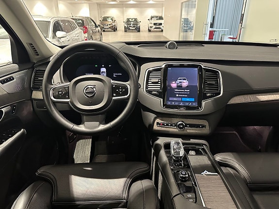 Volvo XC90 21 of 26