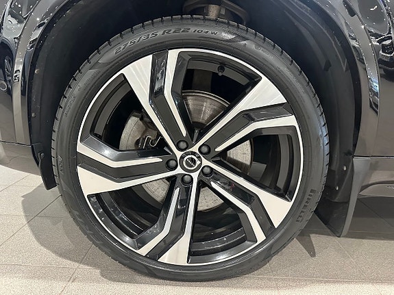 Volvo XC90 7 of 26