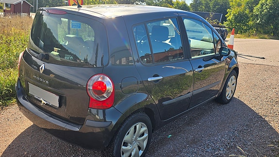 Renault Modus 3 of 9