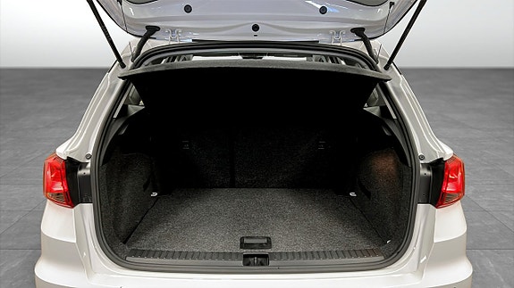 Seat Arona 12 of 21