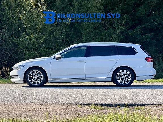 Volkswagen Passat 4 of 16
