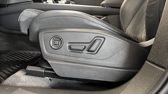 Audi Q8 17 of 24