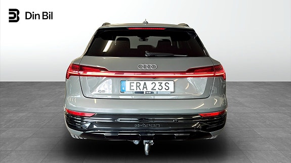Audi Q8 5 of 24