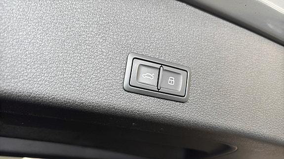 Audi Q8 15 of 24