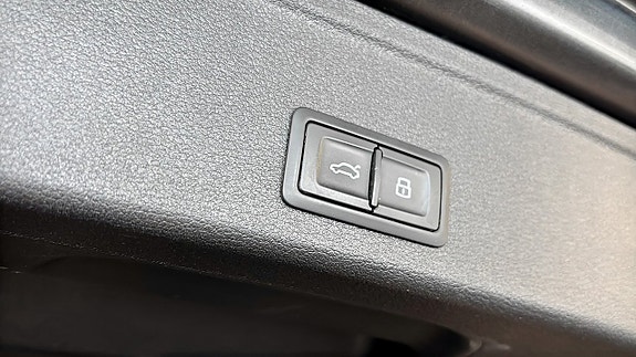 Audi A4 14 of 22
