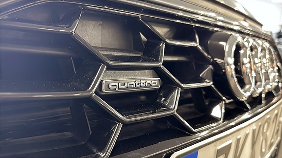 Audi A4 21 of 22