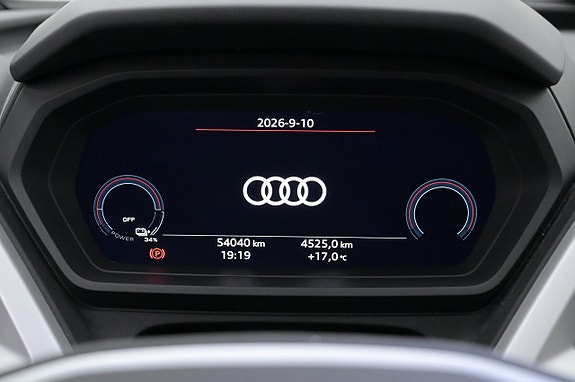 Audi Q4 e-tron 9 of 27
