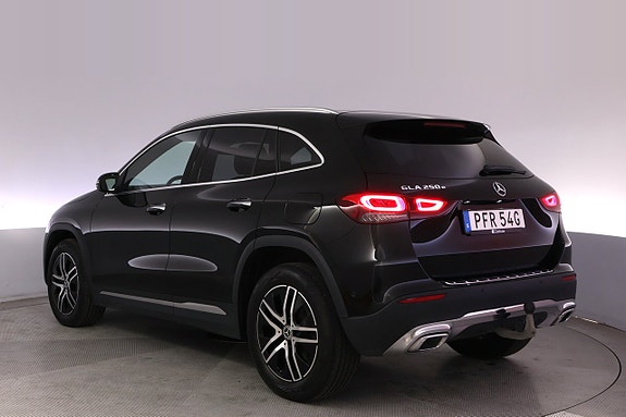 Mercedes-Benz GLA250 e 4 of 27