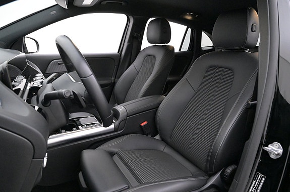 Mercedes-Benz GLA250 e 10 of 27