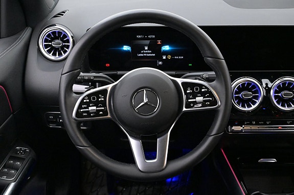Mercedes-Benz GLA250 e 7 of 27