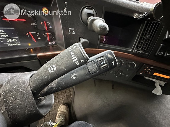 Volvo FM-440 6X2 djurtransport enplans 20 of 27