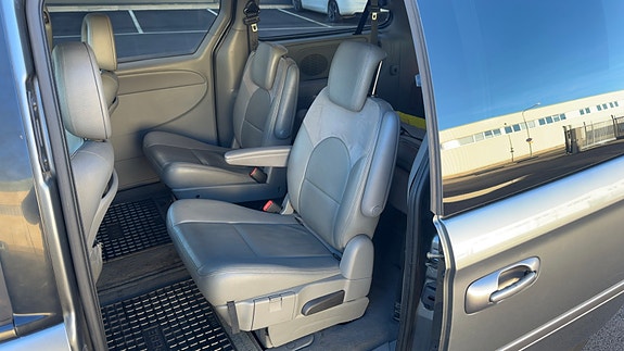 Chrysler Grand Voyager 9 of 10