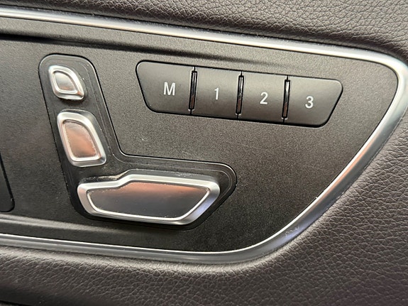 Mercedes-Benz CLA220 d 12 of 18