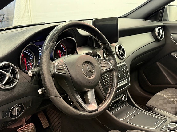 Mercedes-Benz CLA220 d 11 of 18