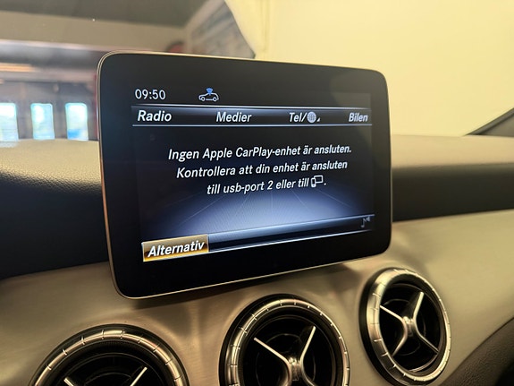 Mercedes-Benz CLA220 d 15 of 18