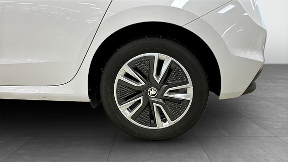 Skoda Fabia 6 of 12
