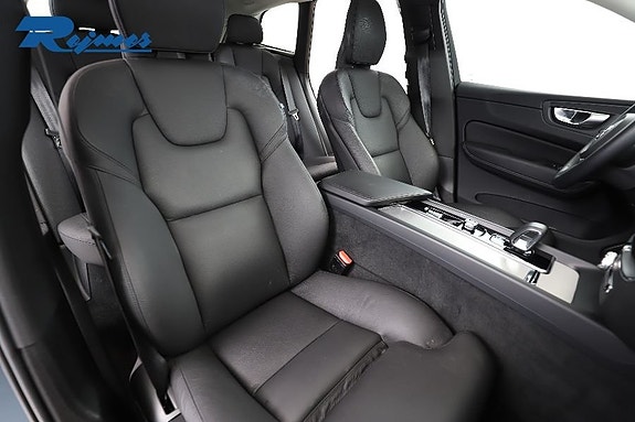 Volvo XC60 6 of 24
