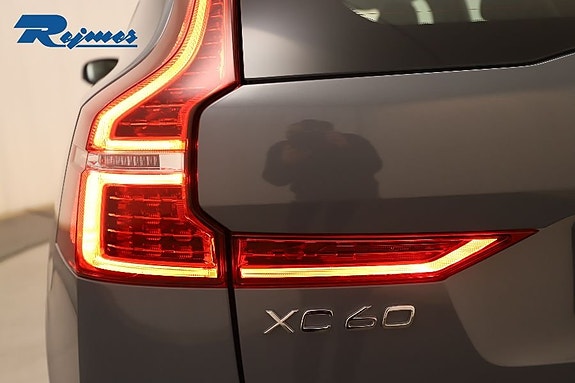 Volvo XC60 15 of 24