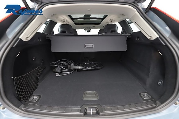 Volvo XC60 18 of 24